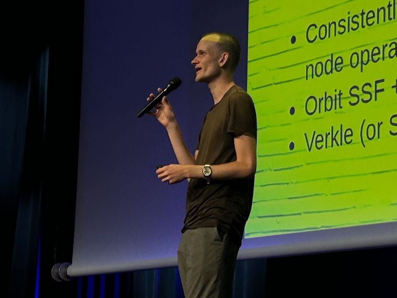 Vitalik Buterin Reflects On Strengths, Weaknesses of Ethereum, ‘Hardening’ the Blockchain